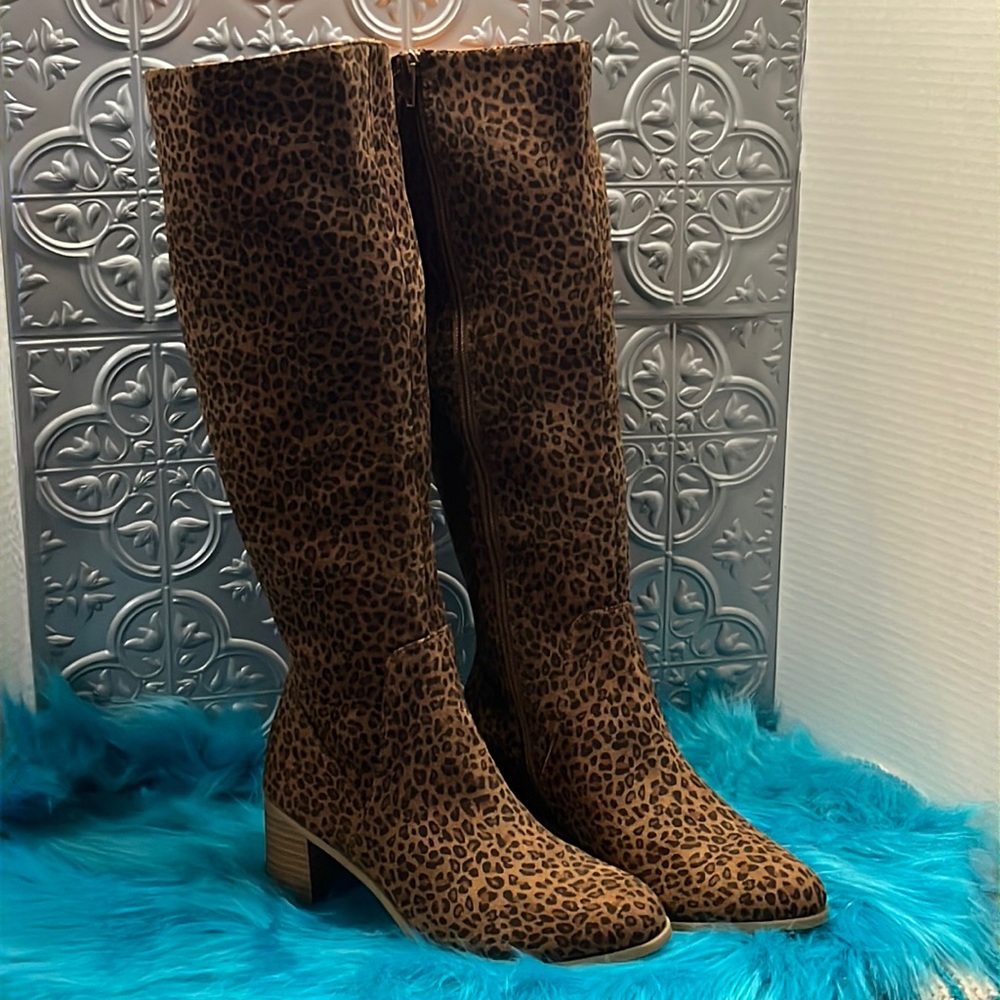 Universal Thread Leopard Print Knee High Boots Si… - image 3